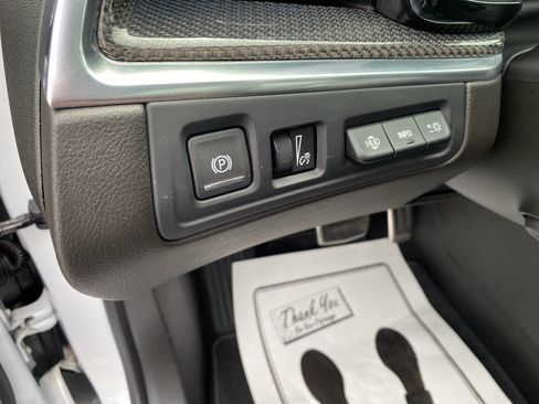 Used 2024 Cadillac XT5 Sportv w/ Technology Package AWD/4WD image 34