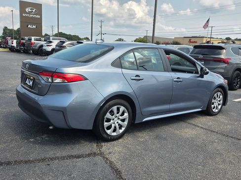 Used 2023 Toyota Corolla LE FWD image 13
