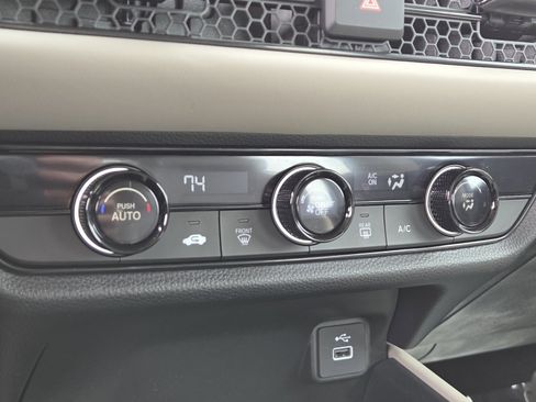 Used 2023 Honda HR-V LX image 31