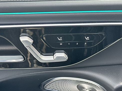 New 2026 Mercedes-Benz E 53 AMG e 4MATIC Sedan image 11