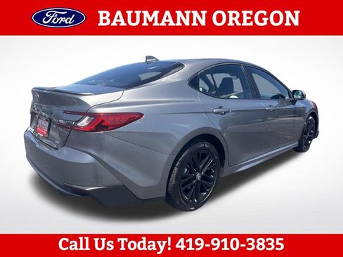 Used 2026 Toyota Camry SE w/ Multimedia Upgrade Package AWD/4WD image 3