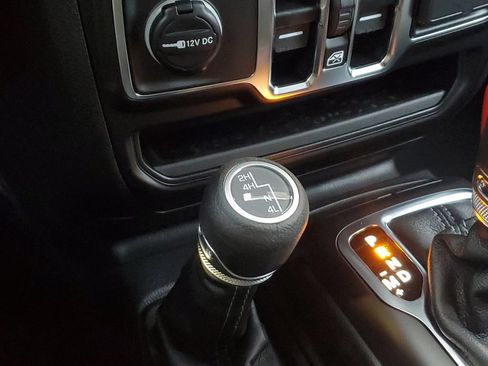 New 2025 Jeep Gladiator Sport AWD/4WD image 28