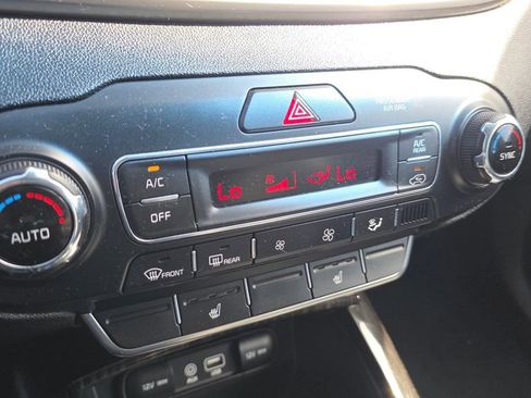 Used 2020 Kia Sorento EX AWD/4WD image 16