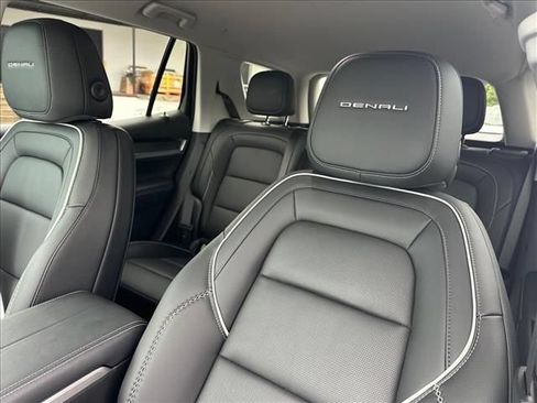 New 2026 GMC Terrain Denali AWD/4WD image 28