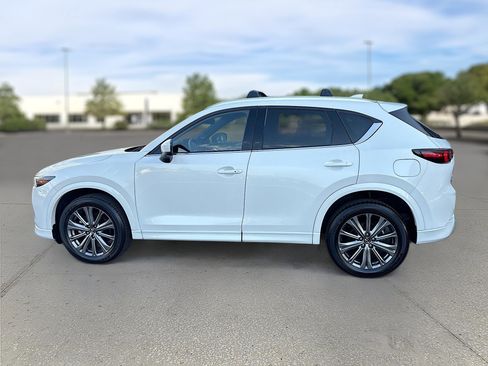 Certified 2025 MAZDA CX-5 Signature image 4