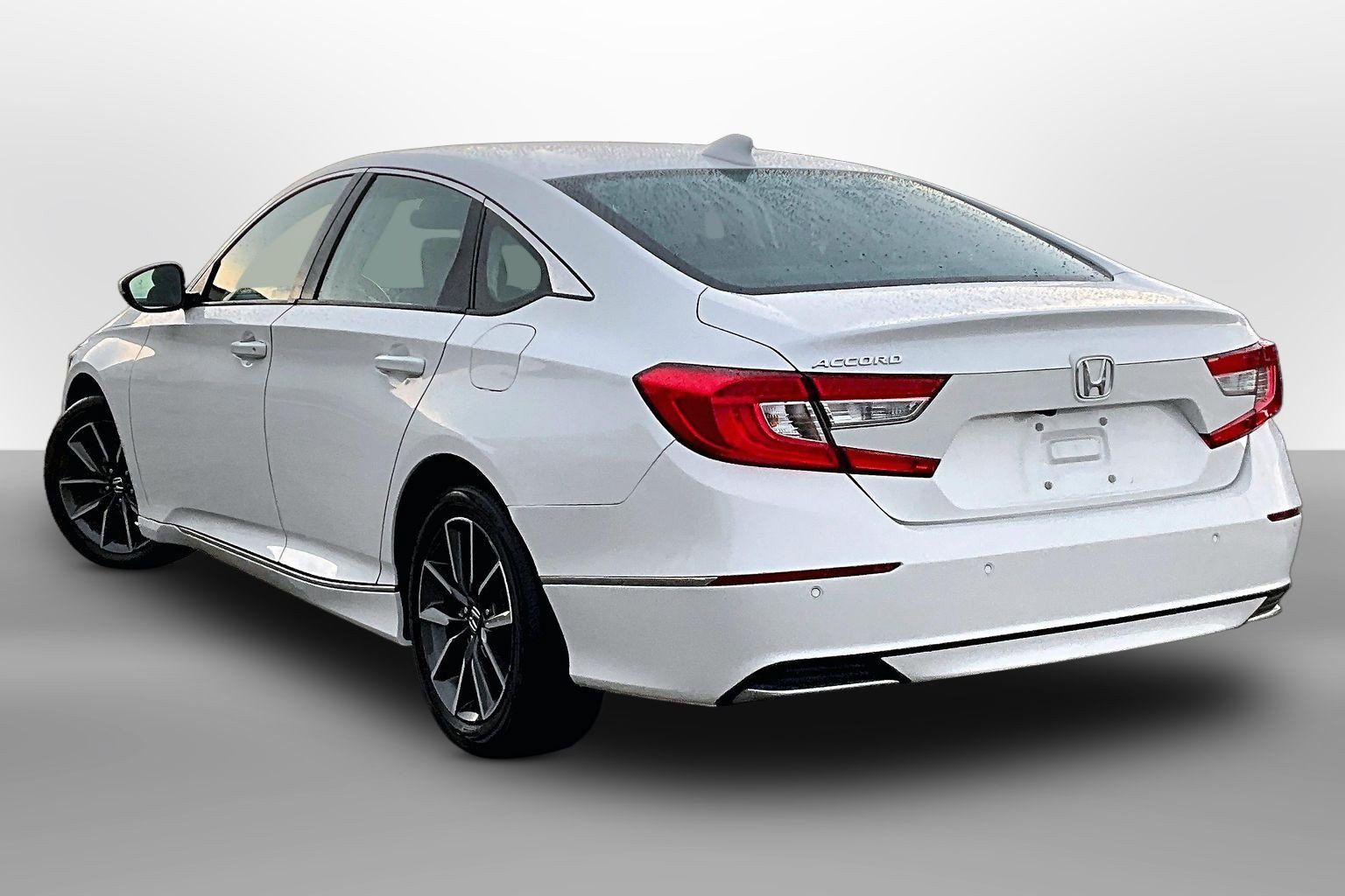 Used 2021 Honda Accord EX-L image 10