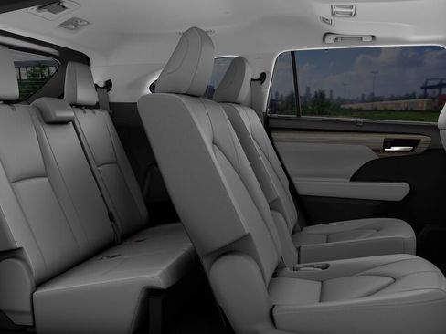 New 2026 Toyota Highlander Limited AWD/4WD image 21
