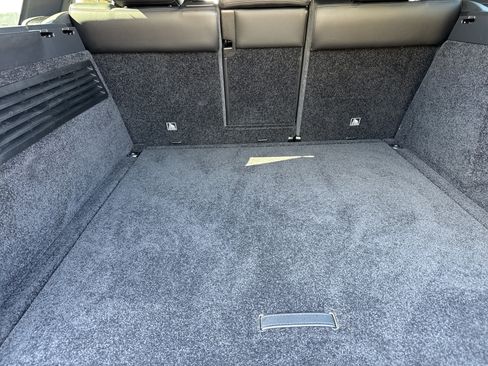 Used 2021 Land Rover Range Rover image 34