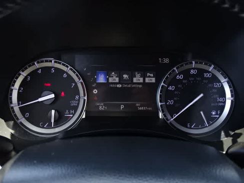 Used 2022 Toyota Highlander Platinum AWD/4WD image 24