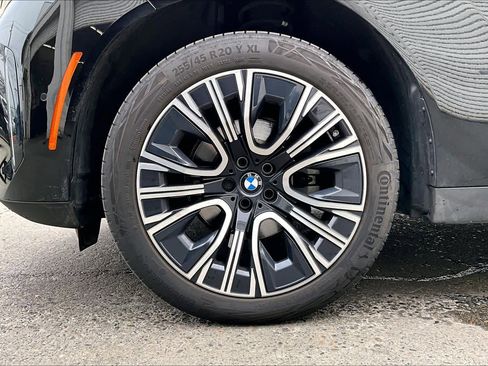 Used 2025 BMW X3 xDrive30i w/ Premium Package image 12