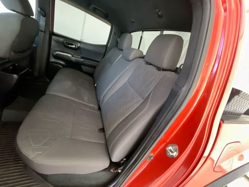 Used 2016 Toyota Tacoma TRD Off-Road w/ Towing Package AWD/4WD image 22