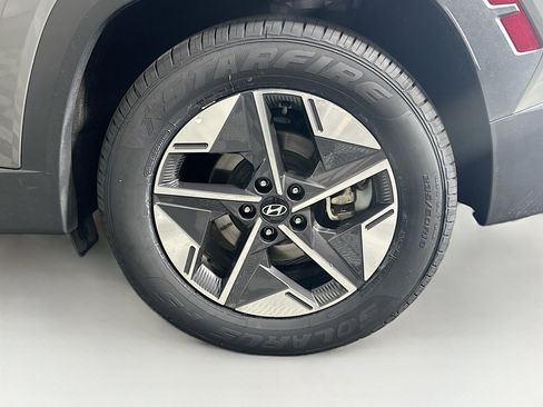 Used 2025 Hyundai Tucson SEL FWD image 11