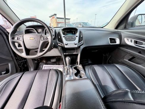 Used 2017 Chevrolet Equinox LS AWD/4WD image 24
