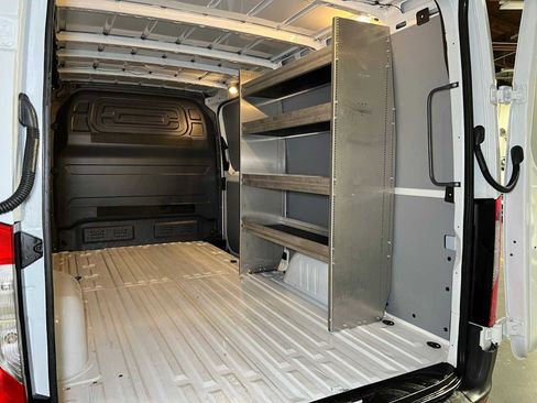 Used 2025 Mercedes-Benz Sprinter 2500 image 18