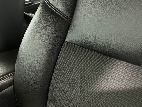 Used 2016 Chevrolet Impala LT image 15