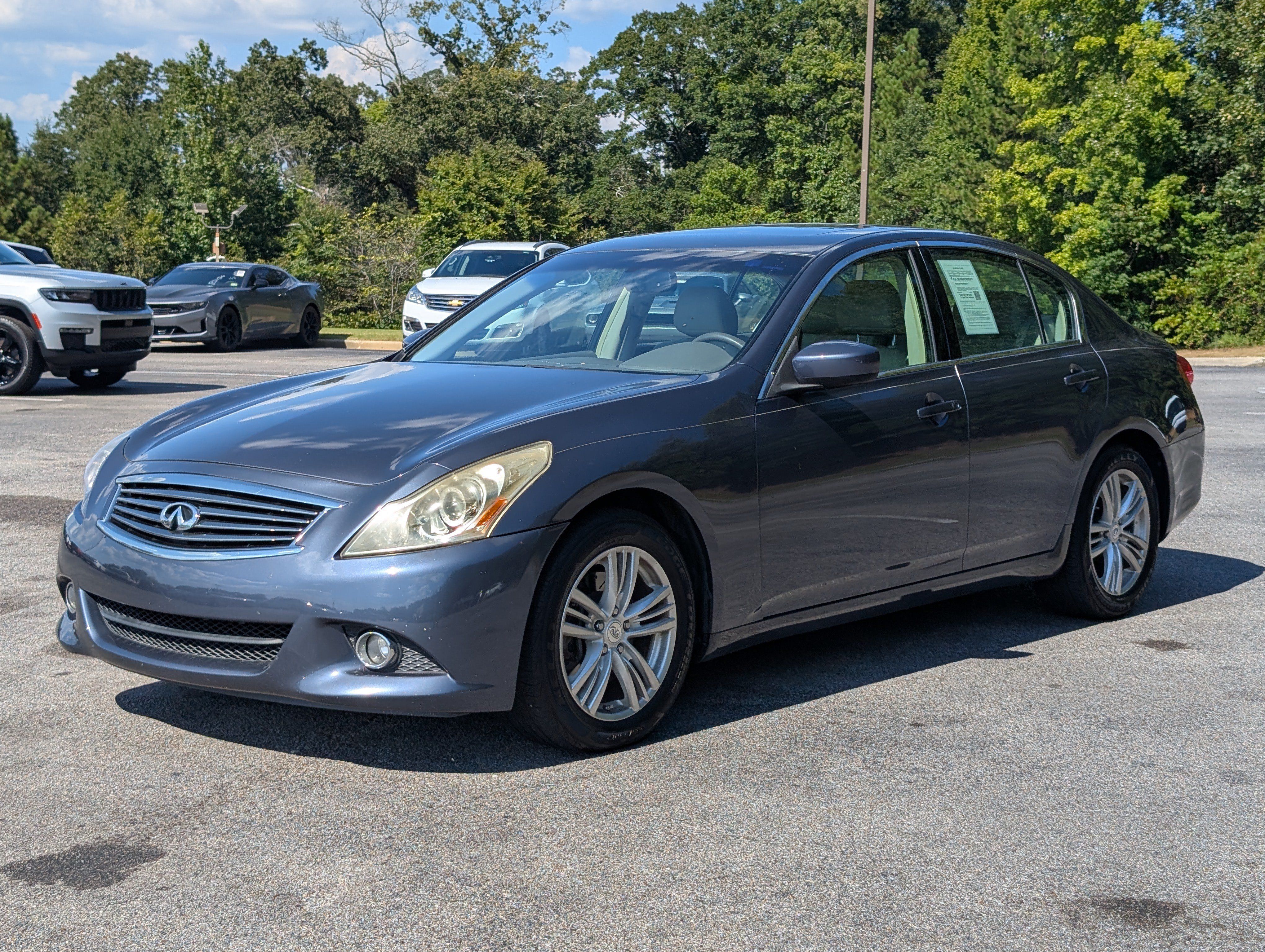 Used 2012 INFINITI G25 Journey RWD image 5