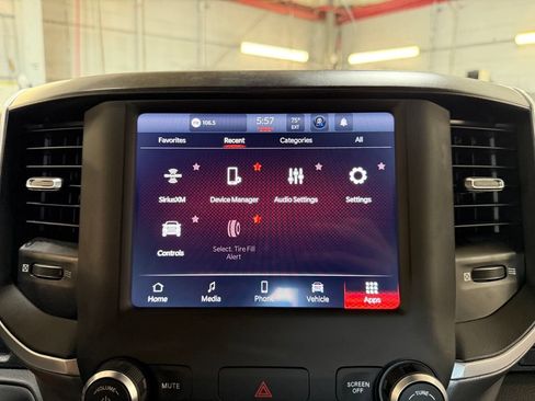 Used 2022 RAM 2500 Big Horn w/ Night Edition AWD/4WD image 15