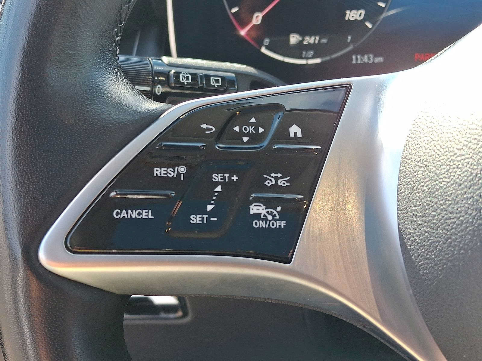 Used 2023 Mercedes-Benz GLC 300 4MATIC image 23