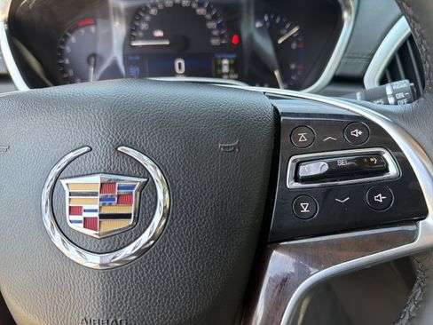 Used 2016 Cadillac SRX Luxury FWD image 31