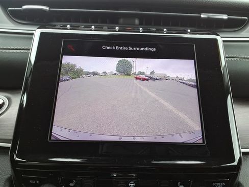 Certified 2022 Jeep Grand Cherokee Limited w/ Trailer Tow Prep Group (B) AWD/4WD image 24