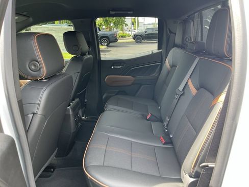 New 2025 GMC Canyon AT4 w/ Nightfall Edition AWD/4WD image 24