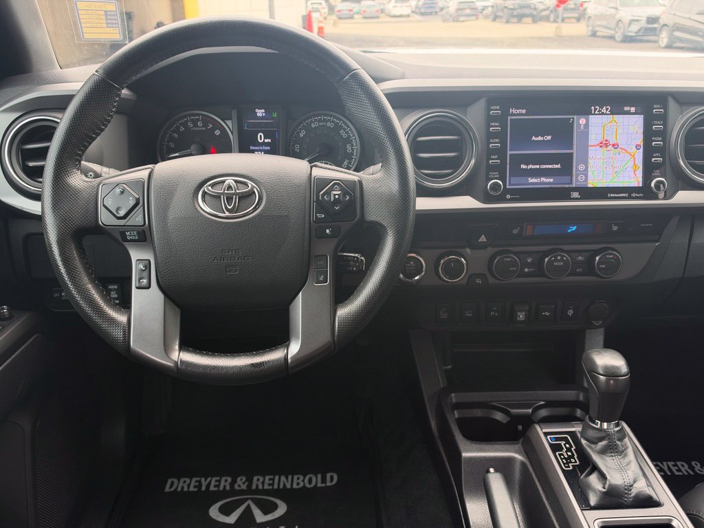 Used 2022 Toyota Tacoma TRD Off-Road w/ TRD Premium Off Road Package AWD/4WD image 21