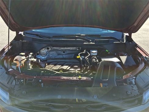 Used 2024 Chevrolet Trax RS w/ Driver Confidence Package image 28