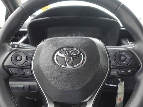 Used 2020 Toyota Corolla SE image 12