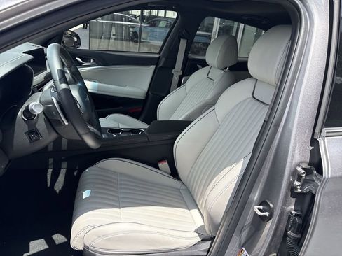 Used 2026 Genesis G70 3.3T Sport Prestige RWD image 13