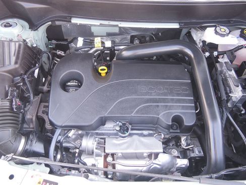 Used 2026 Chevrolet Equinox ACTIV w/ Safety and Technology Package AWD/4WD image 44