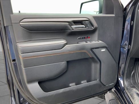 Used 2024 GMC Sierra 1500 AT4 w/ Technology Package AWD/4WD image 22