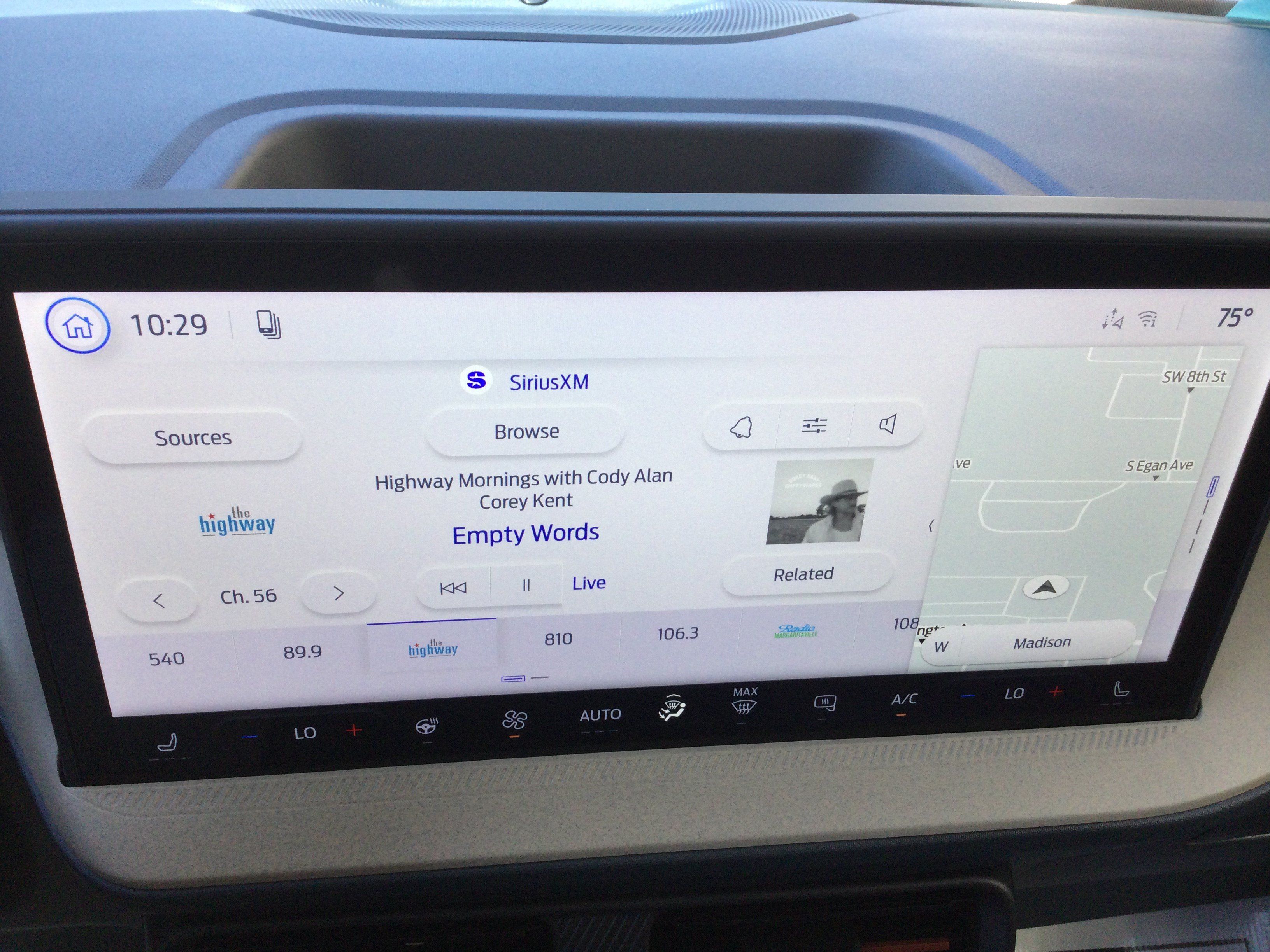 New 2026 Ford Maverick Lariat AWD/4WD image 12