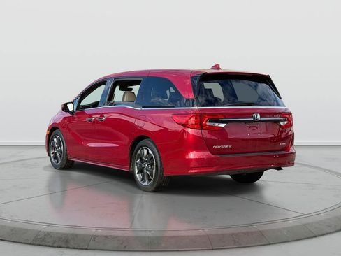Used 2023 Honda Odyssey Elite image 6