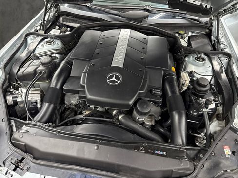 Used 2004 Mercedes-Benz SL 500 w/ AMG Sport Pkg image 9
