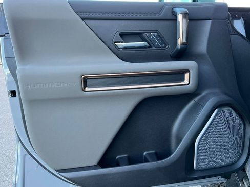 New 2025 GMC Hummer EV 3X w/ Extreme Off-Road Package image 27