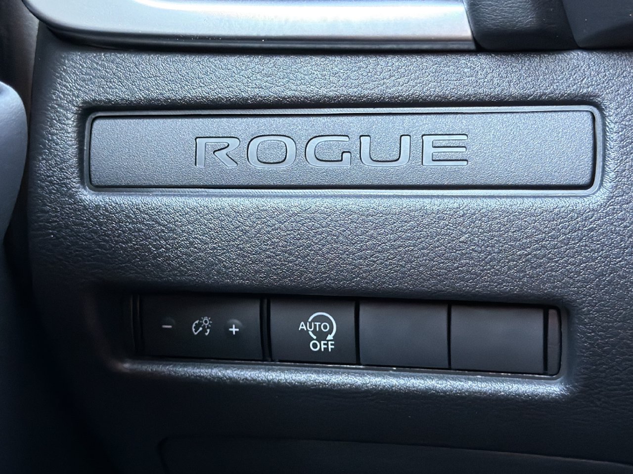 Certified 2026 Nissan Rogue S FWD image 14