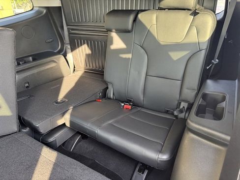 Certified 2022 Kia Telluride LX image 12