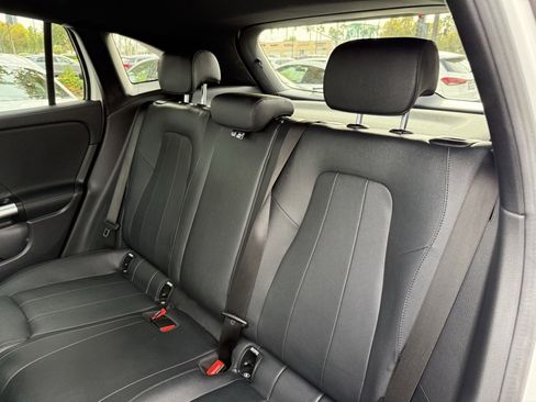 Certified 2025 Mercedes-Benz GLA 250 GLA 250 image 11