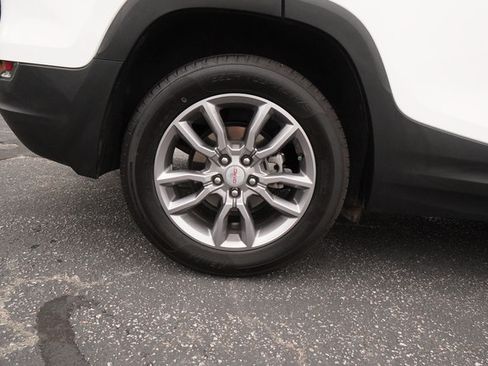 Used 2022 GMC Terrain SLT w/ Infotainment Package II FWD image 35