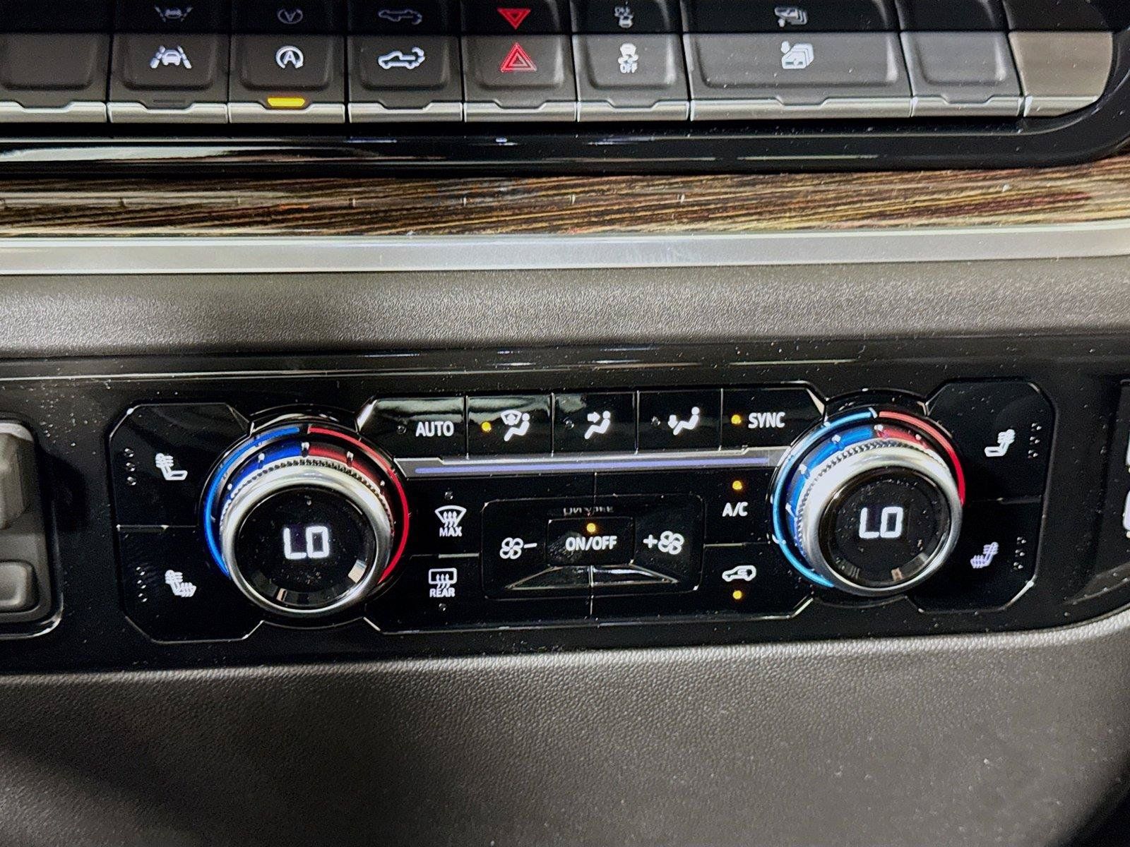 New 2026 GMC Sierra 1500 SLE w/ Preferred Package RWD image 10