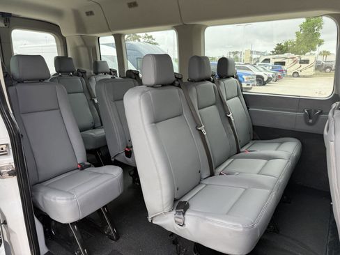 Used 2019 Ford Transit 350 XL image 12