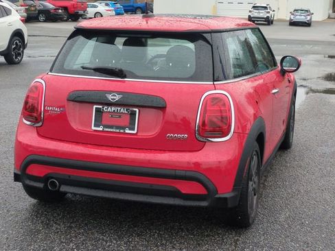Used 2024 MINI Cooper 2-Door Hardtop image 3