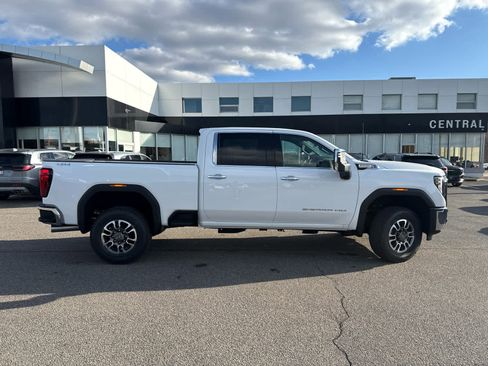 New 2026 GMC Sierra 2500 SLT image 8