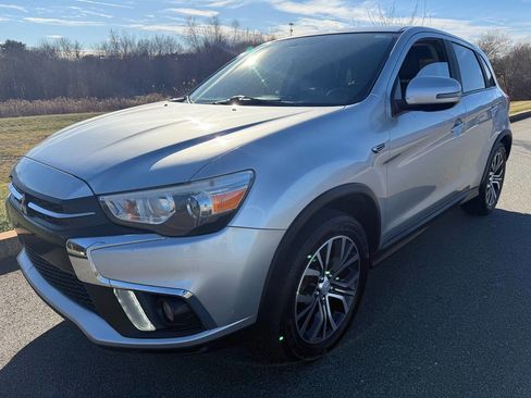 Used 2018 Mitsubishi Outlander Sport SE image 3
