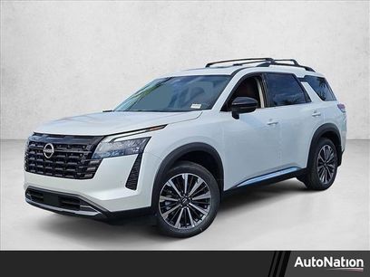 New 2026 Nissan Pathfinder Platinum w/ Cargo Package