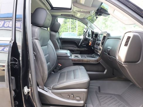 Used 2015 GMC Sierra 2500 Denali w/ Duramax Plus Package AWD/4WD image 40