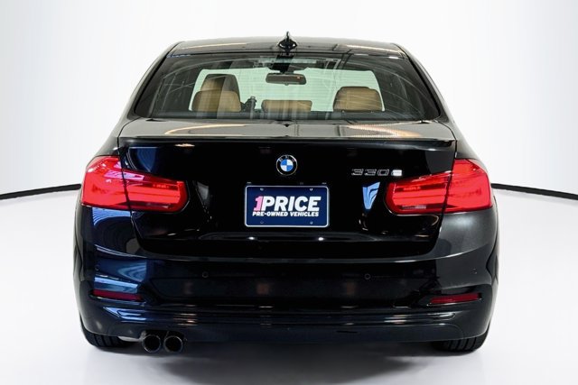 Used 2018 BMW 330e w/ Premium Package RWD image 6