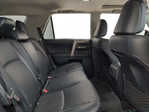 Used 2018 Toyota 4Runner Limited AWD/4WD image 31