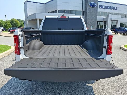 Used 2025 RAM 1500 Big Horn AWD/4WD image 28