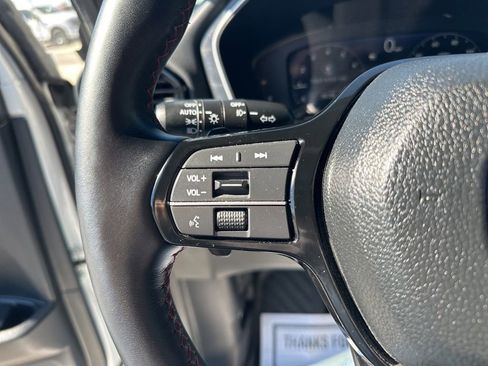 Used 2025 Honda Pilot Black Edition image 20